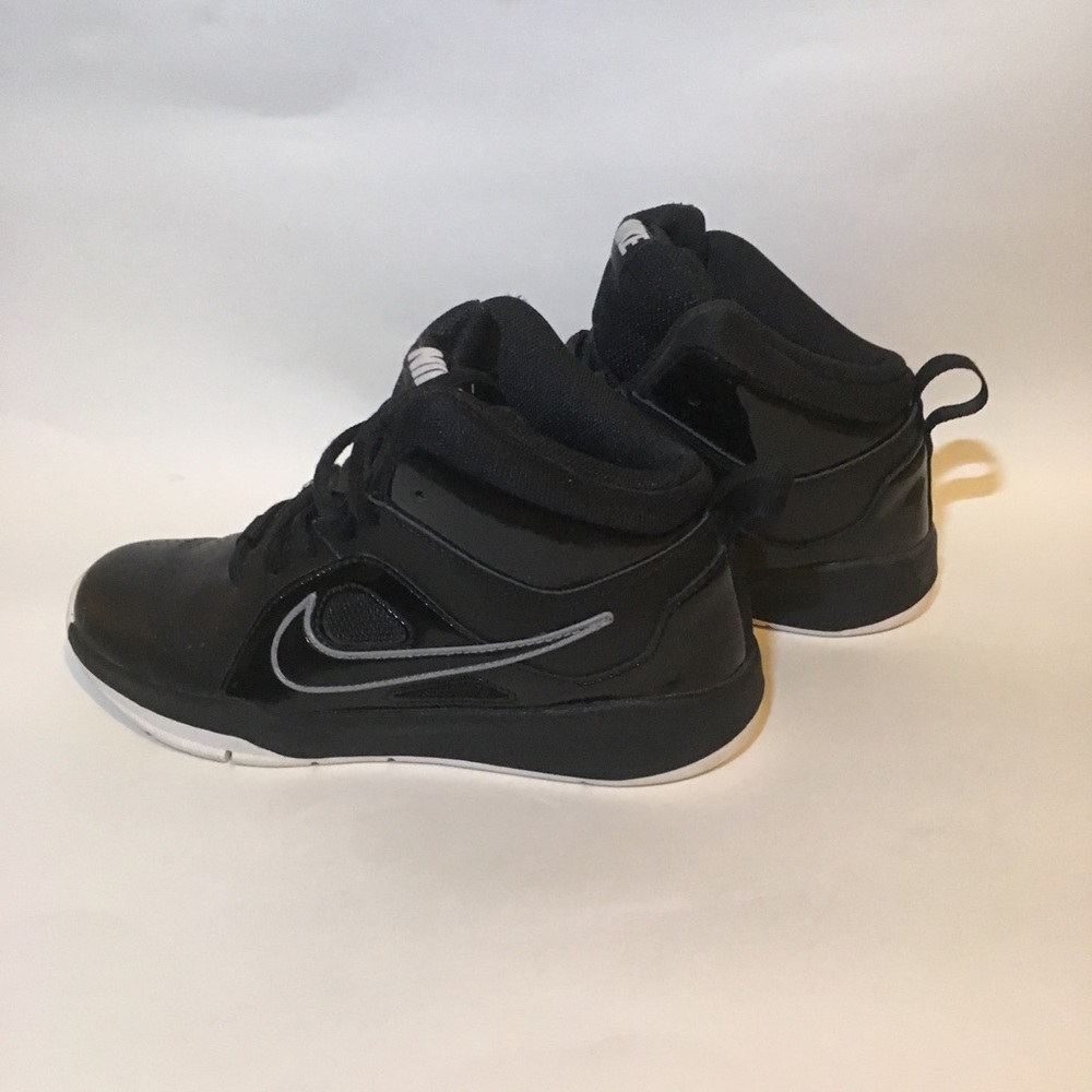 Nike Mid Tops